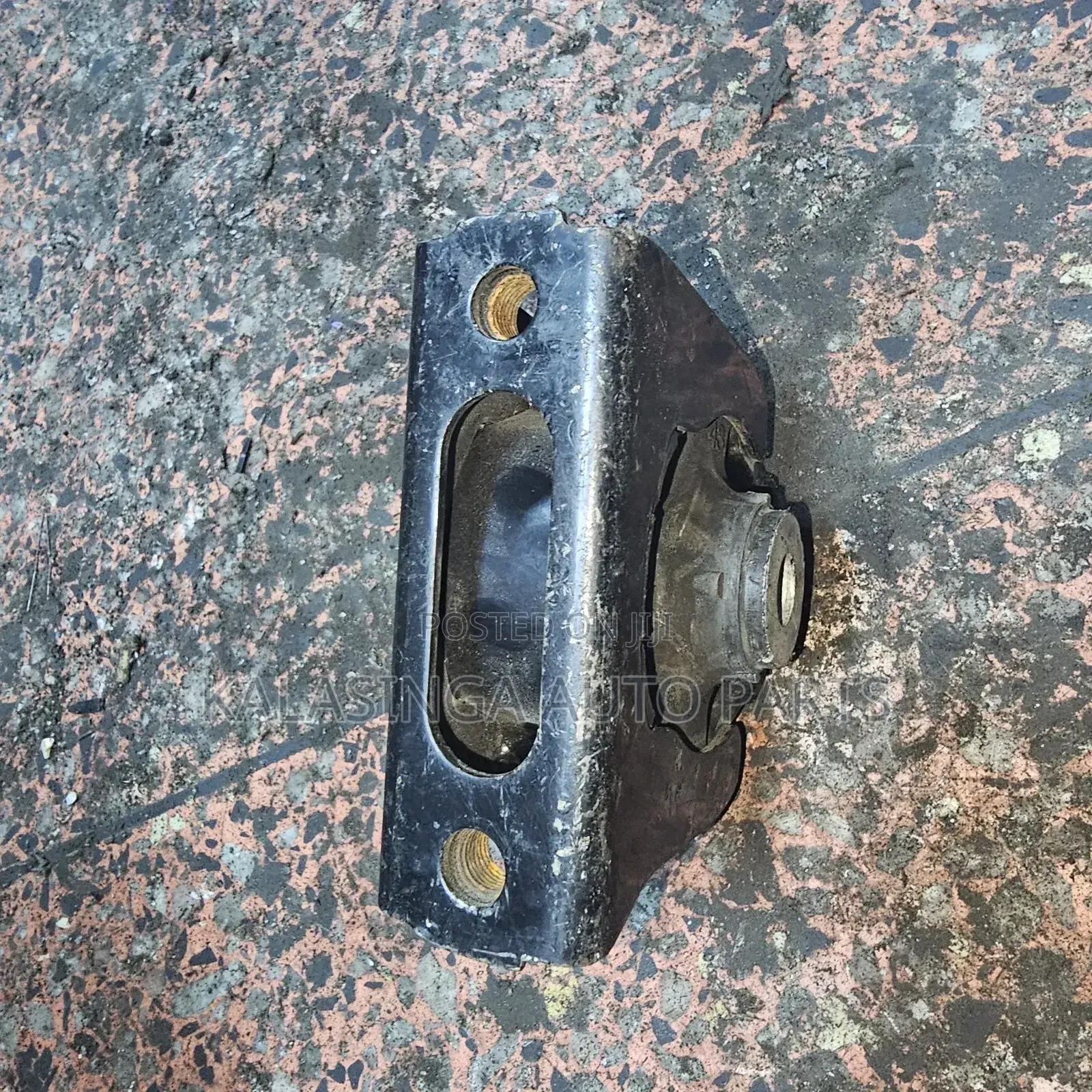 Premio Gearbox Mounting