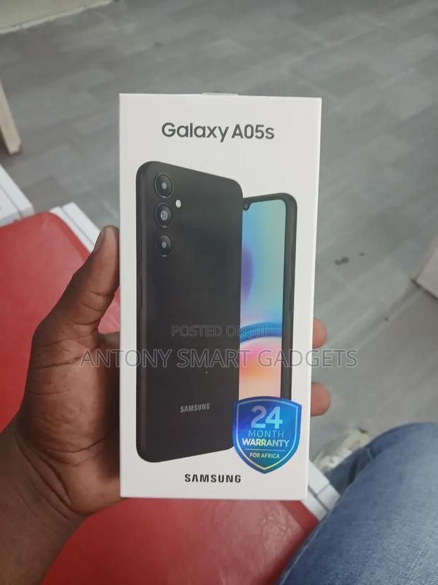New Samsung Galaxy A05s 128 GB Black
