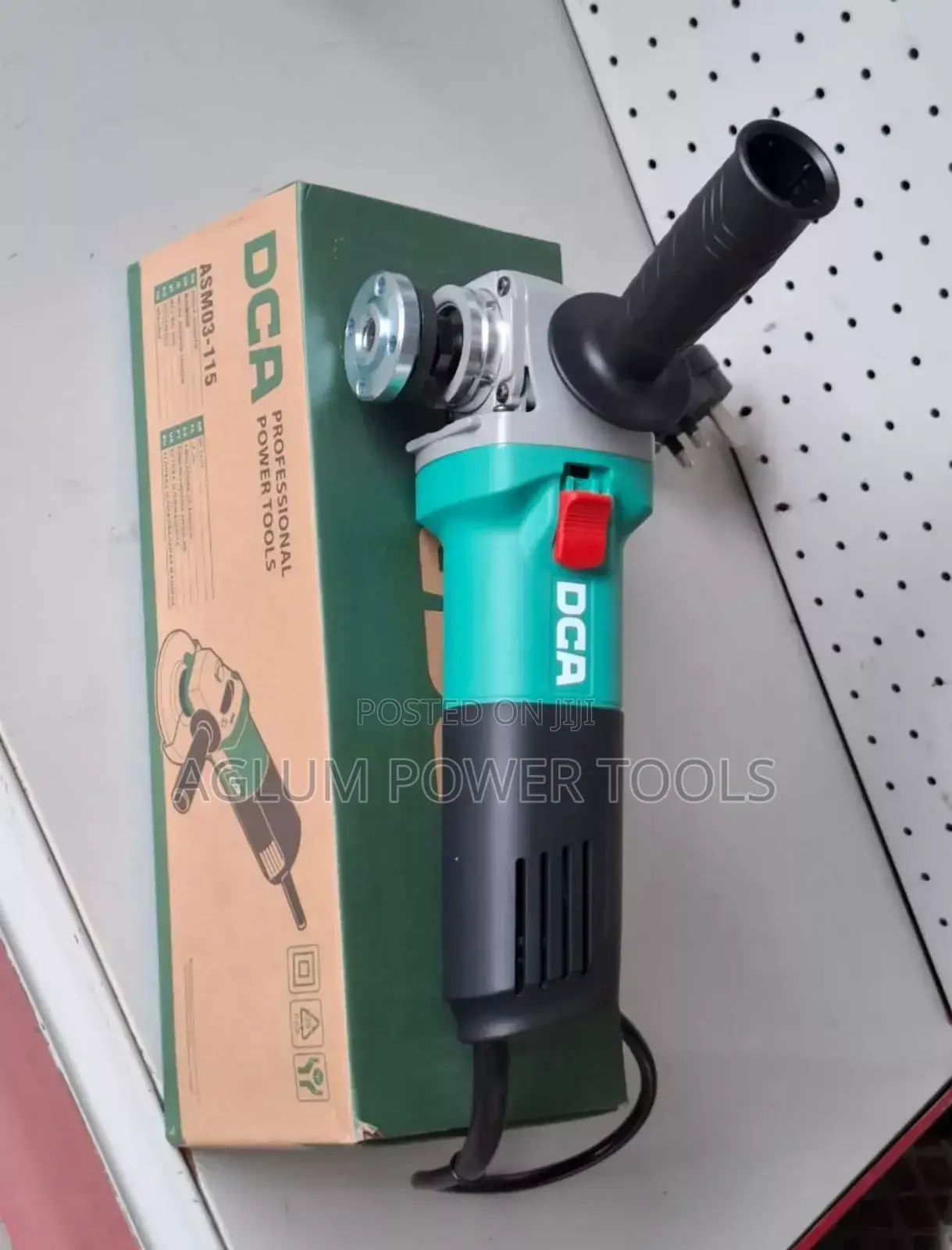 Dca Angle Grinder 4"