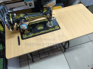 Butterfly Sewing Machine+Table