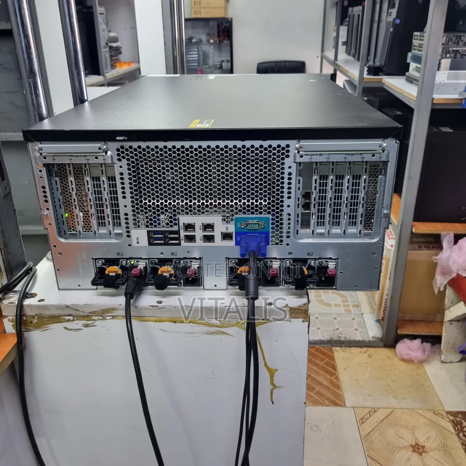 Server HP ProLiant ML 64GB Intel Xeon HDD+SSD 3T