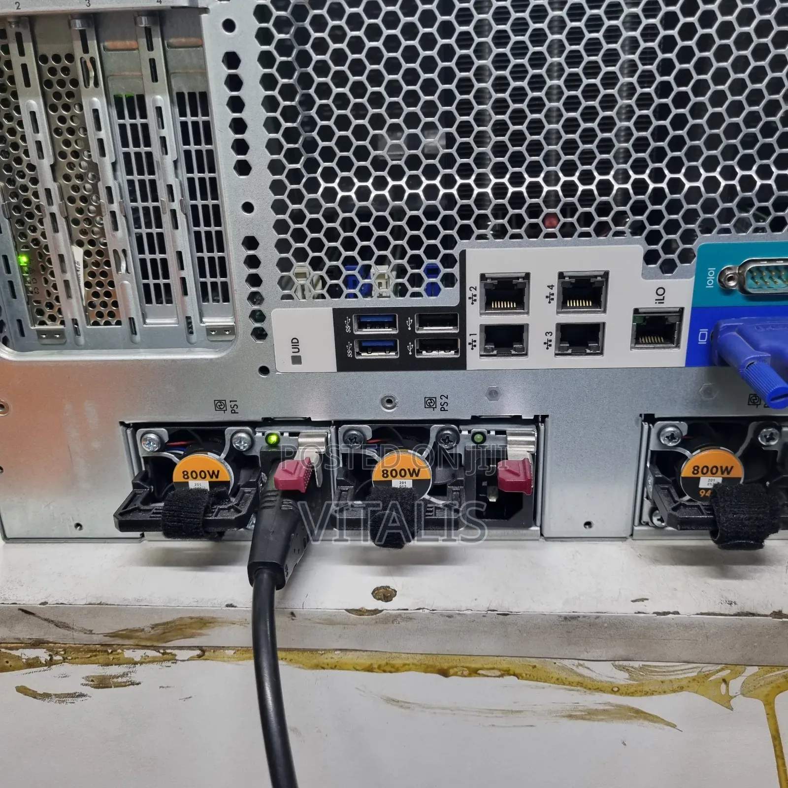Server HP ProLiant ML 64GB Intel Xeon HDD+SSD 3T