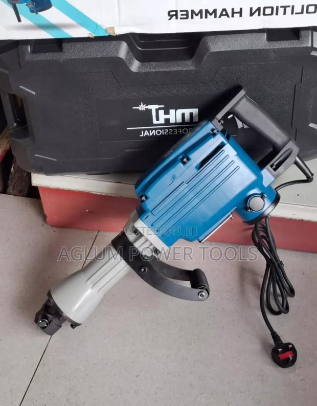 MHT Professional Demolition Hammer 1700w - main view
