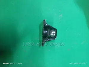 Nissan Gear Mounting
