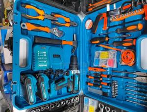 Cordless Makita Toolset With Drill and 115 Pieces - thumbnail 2