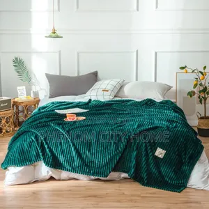 Qualitt Checkers Warm Fleece Blankets