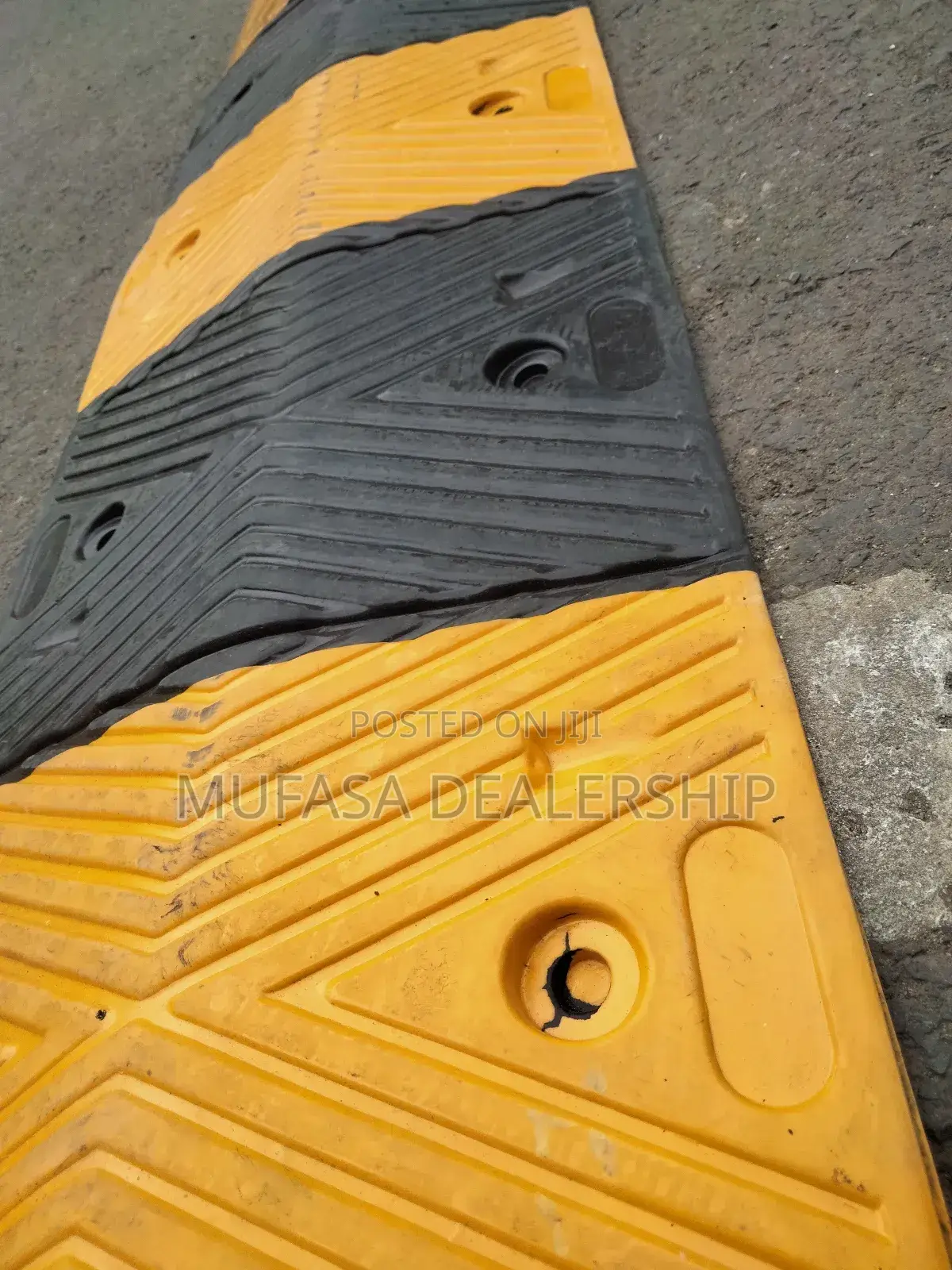 Automotive Speed Rubber Bumps (Sleeping Policemen)