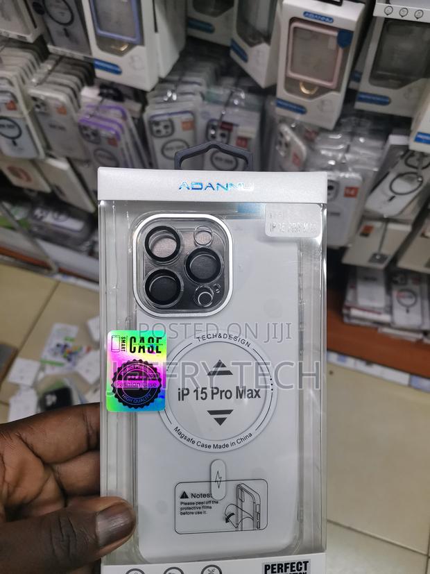 Manleno iPhone 15 Pro Max Clear Case With Magsafe - main view