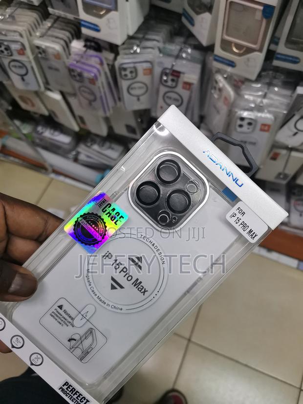 Manleno iPhone 15 Pro Max Clear Case With Magsafe - thumbnail 2