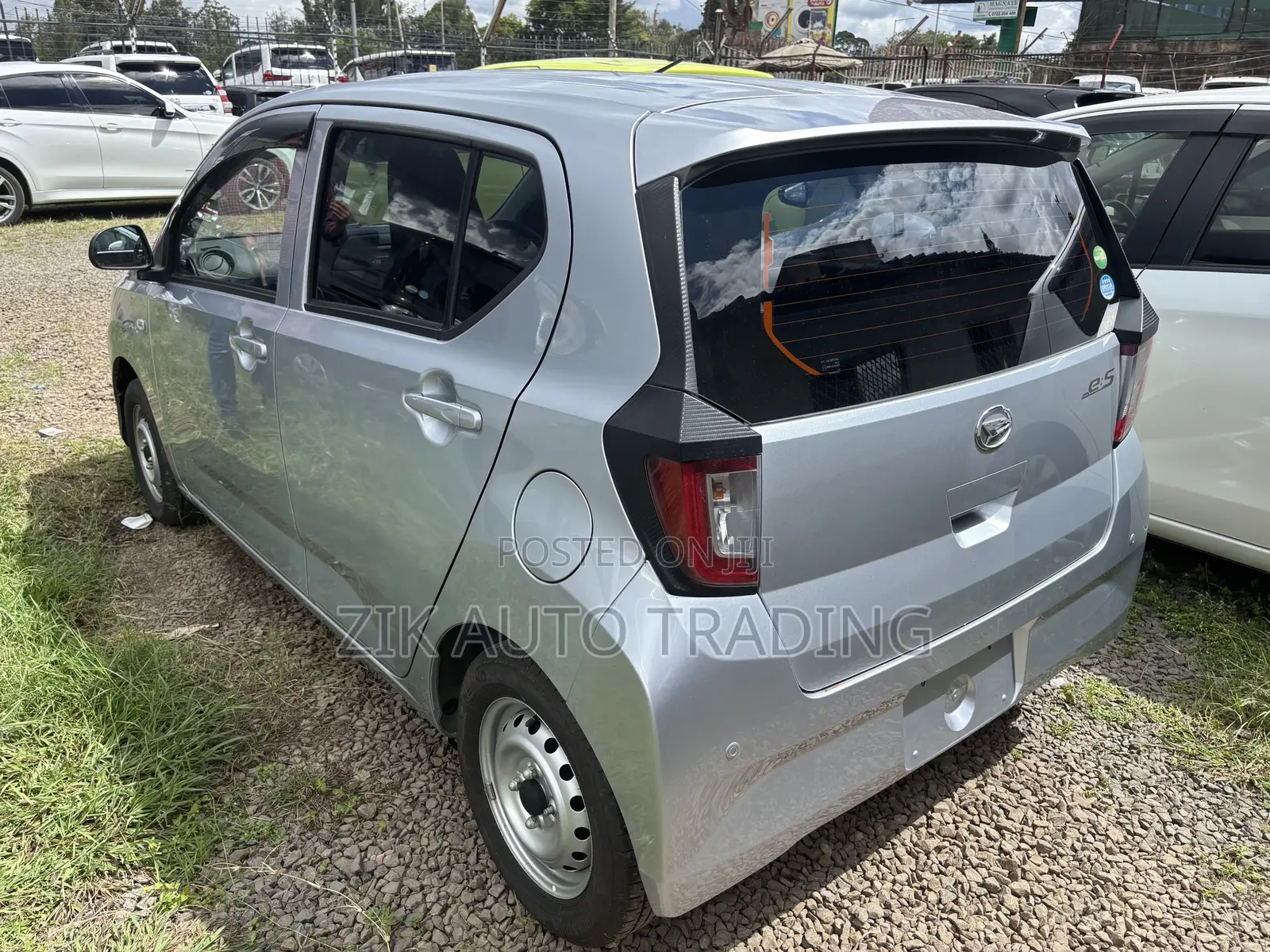Daihatsu Mira 2018 Silver
