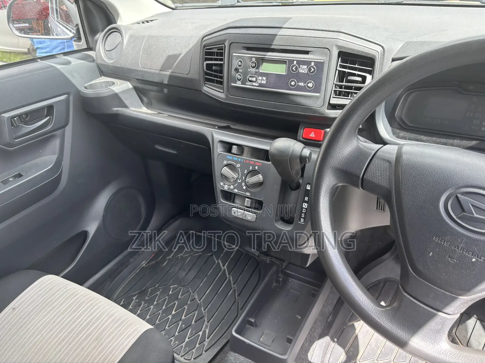 Daihatsu Mira 2018 Silver
