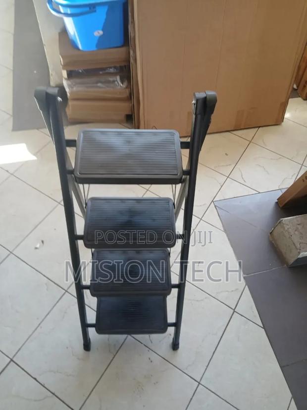 *4-Step Black Foldable *Ladder* - main view