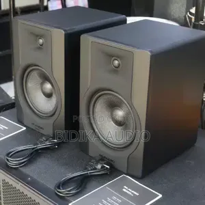 M-Audio Bx8 D3 Studio Monitors Speakers
