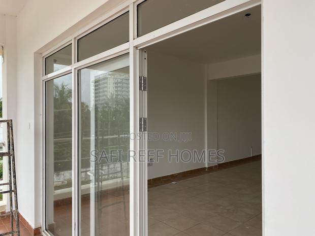 Executive Office or Shop to Let in Nyali Links Road