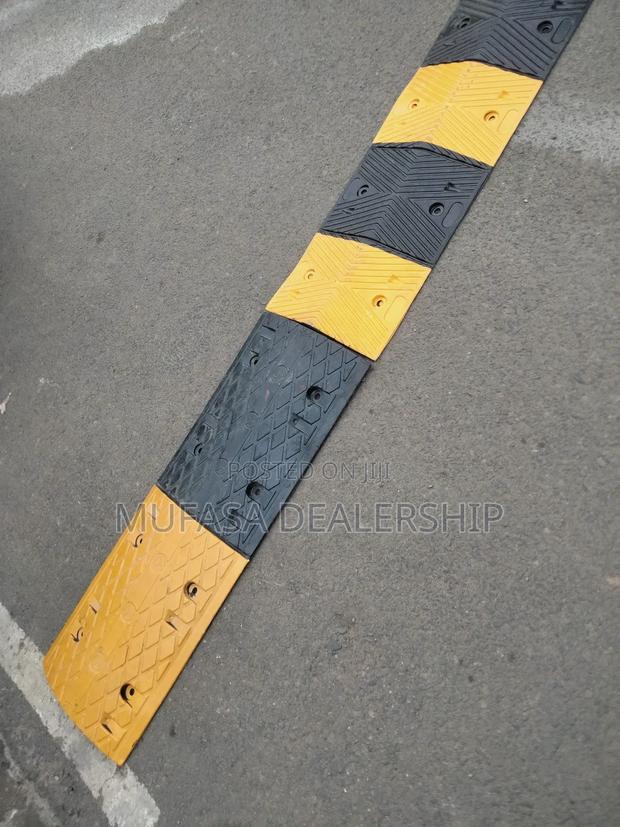 Tarmac Rubber Speed Bumps