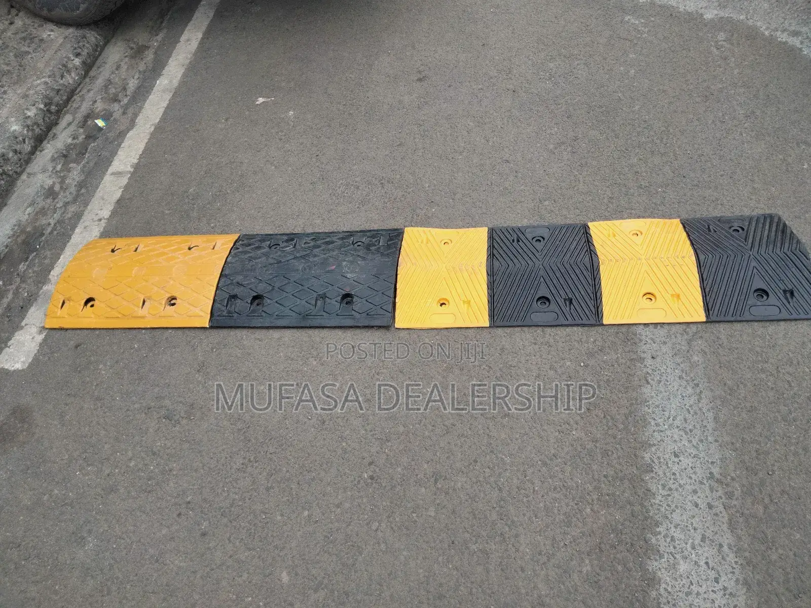 Tarmac Rubber Speed Bumps