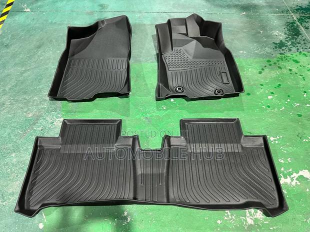Toyota Harrier Floor Mats 2013+ .Toyota Harrier Tpe Mats
