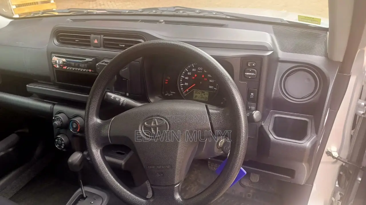 Toyota Probox 2020 Silver