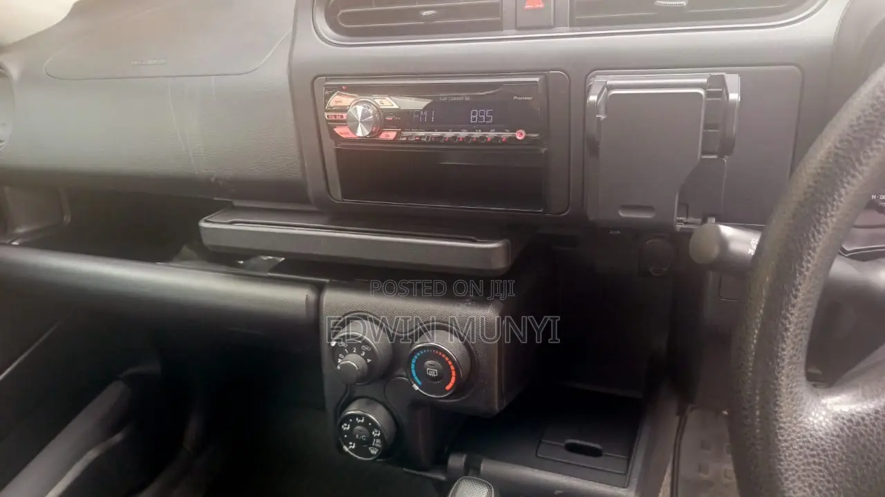 Toyota Probox 2020 Silver