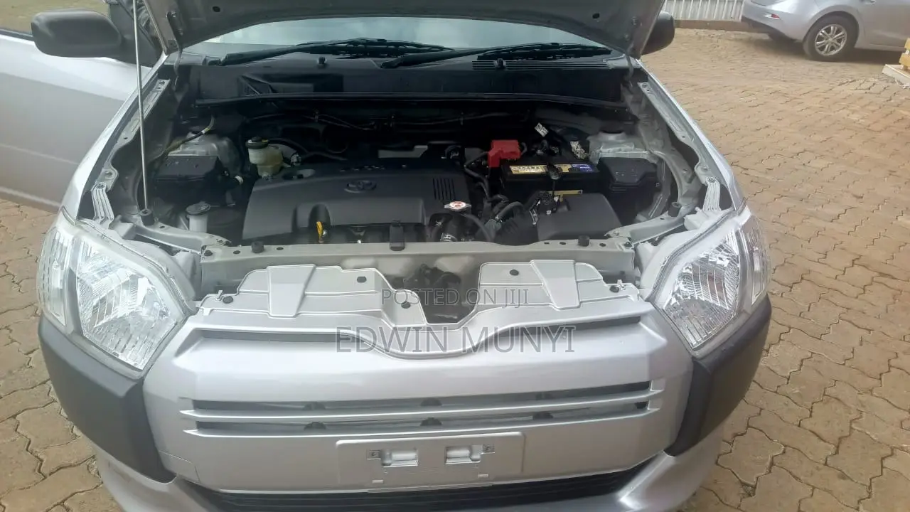 Toyota Probox 2020 Silver