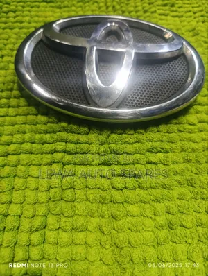 Toyota Camry, Belta Oem Front Grill Emblem Badge