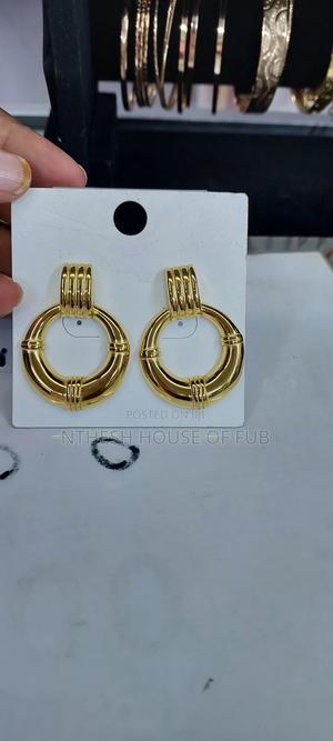 Big Stud Earings, Waterproof - main view
