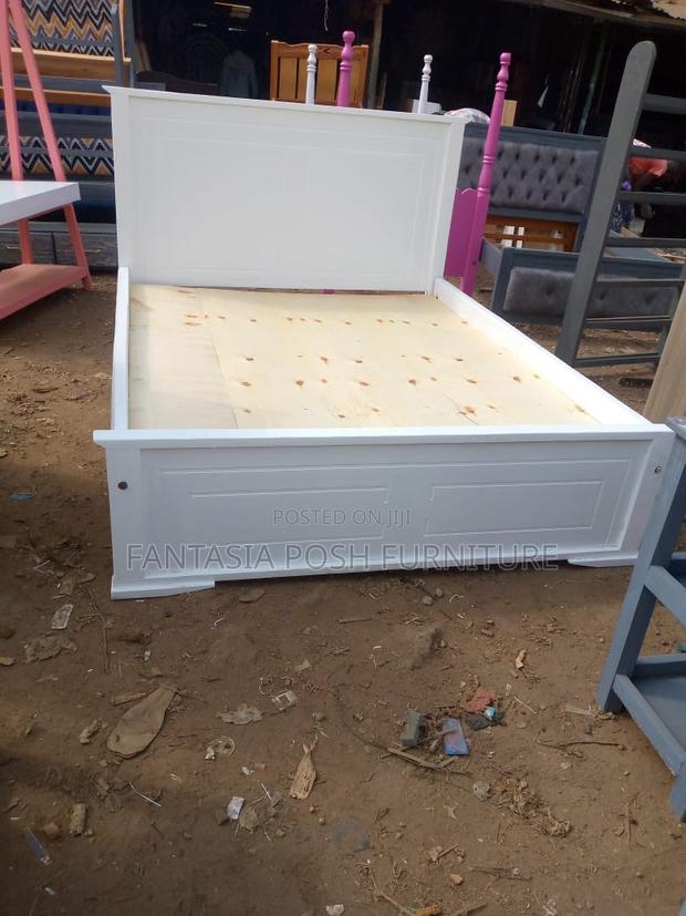 5*6 Hardwood Bed White