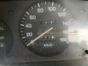 Nissan Caravan (Urvan) 2000 White