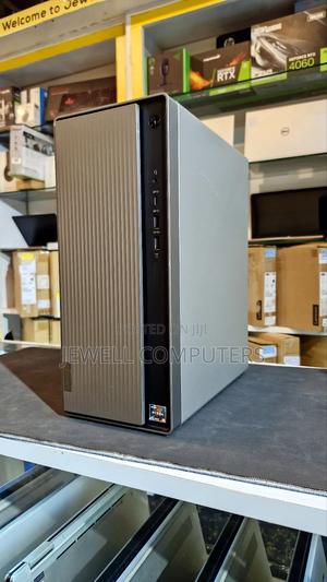 New Desktop Computer Lenovo 8GB AMD Ryzen 5 SSD 512GB - main view