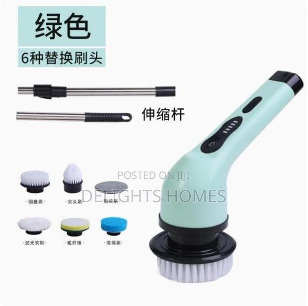 Electric Cleaning Brush_car