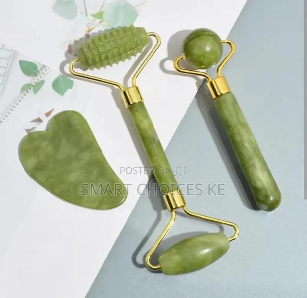 3 in 1jade Roller Gua Sha Set, Facial Roller Massager