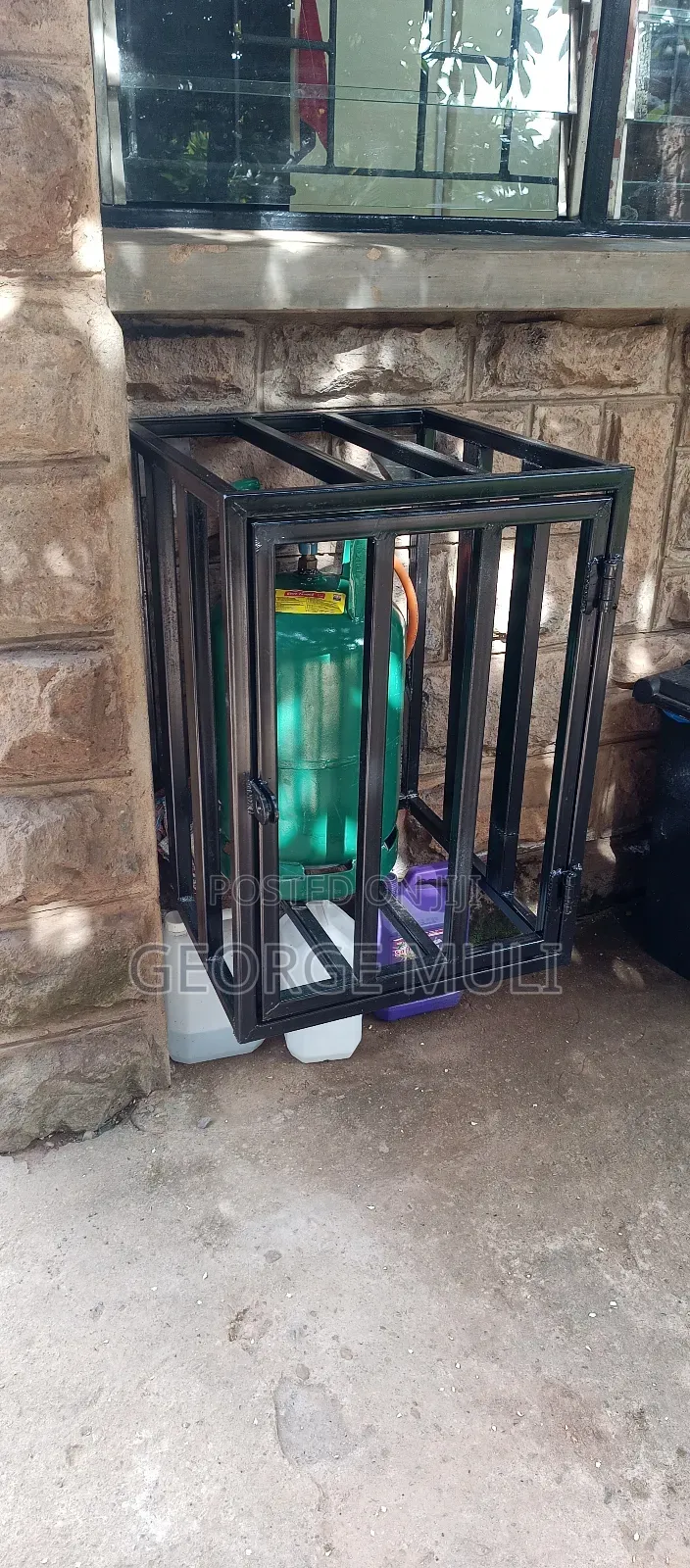 Outdoor Gas Cylinder Cage