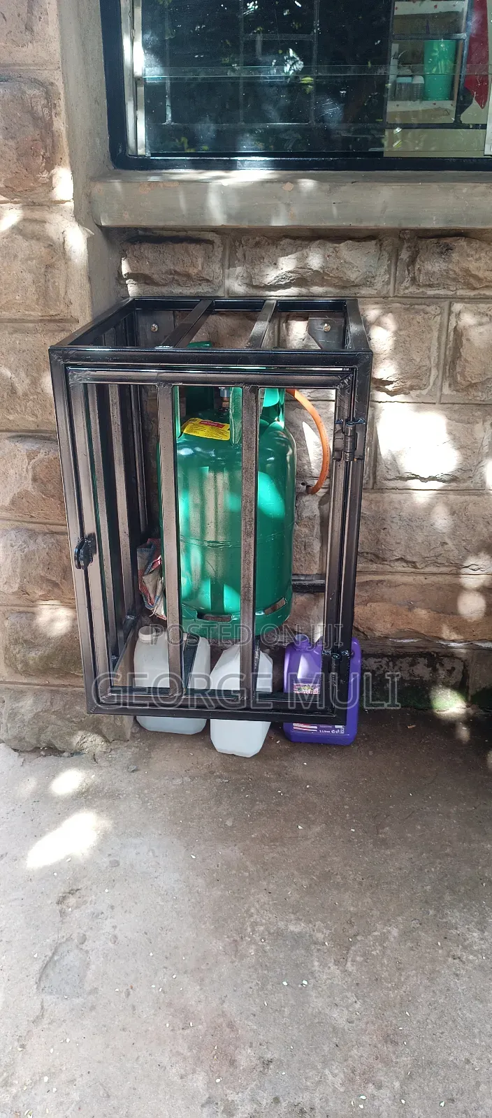 Outdoor Gas Cylinder Cage