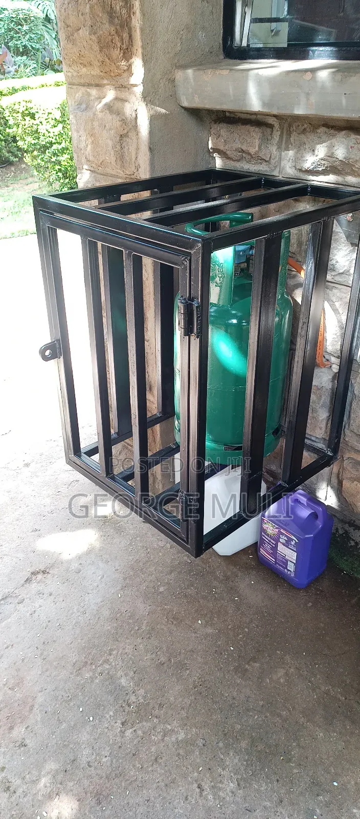 Outdoor Gas Cylinder Cage