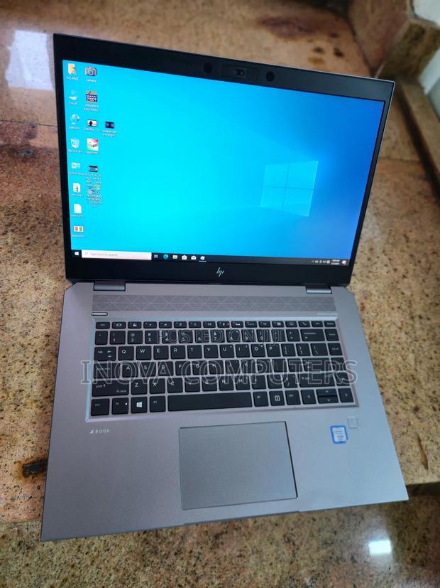 Laptop HP ZBook Studio G5 32GB Intel Xeon SSD 512GB - thumbnail 2