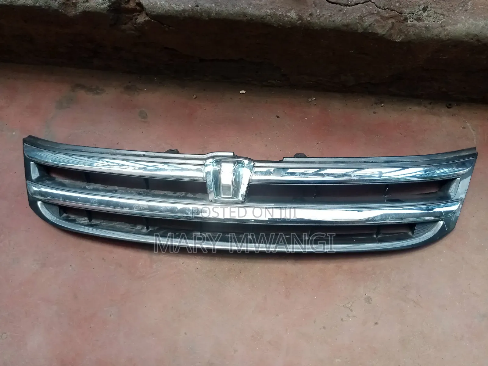 Ex Japan Isis 2012 Front Grill