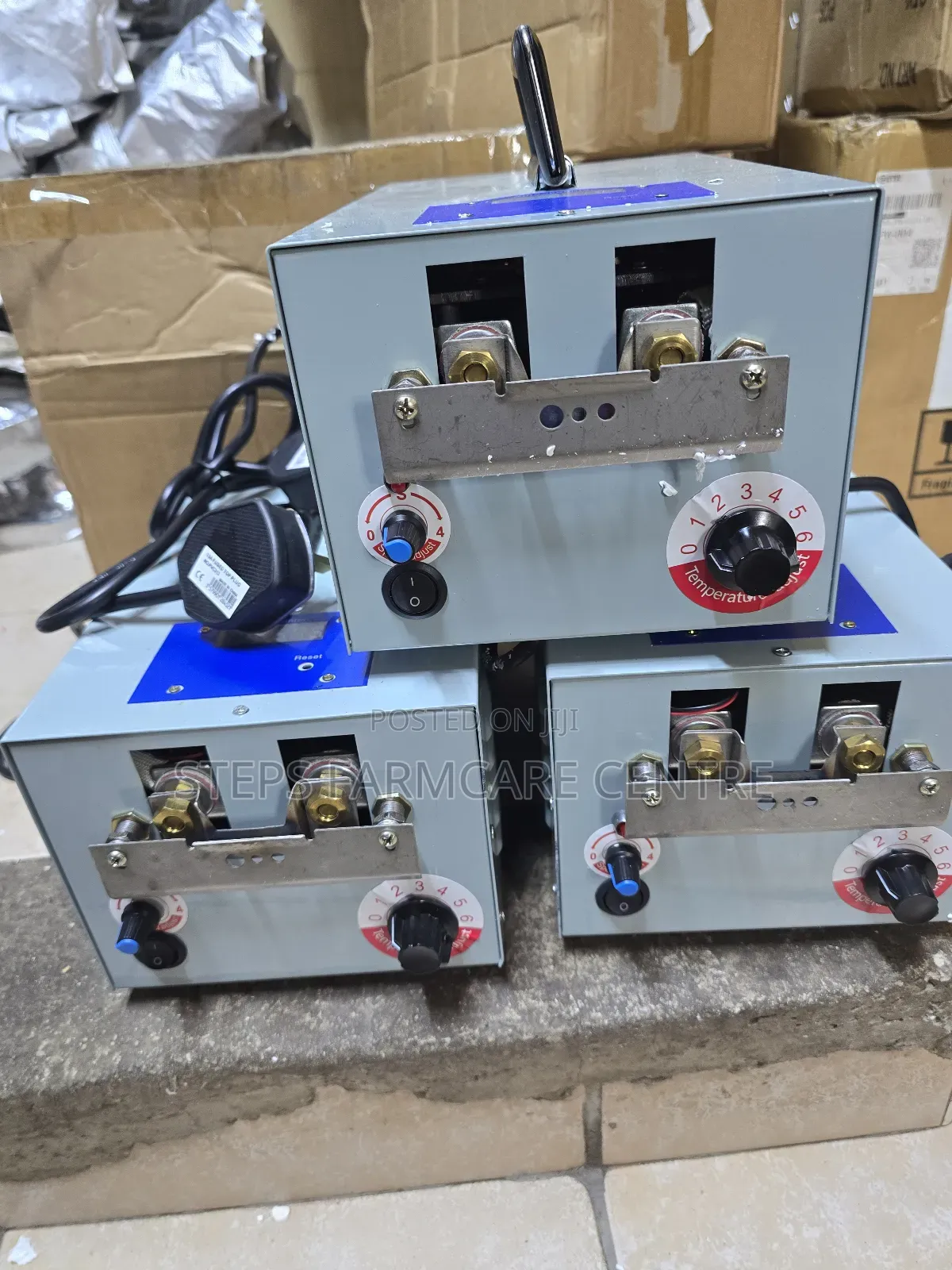 Highly Efficient Electric Chicken Debeakers