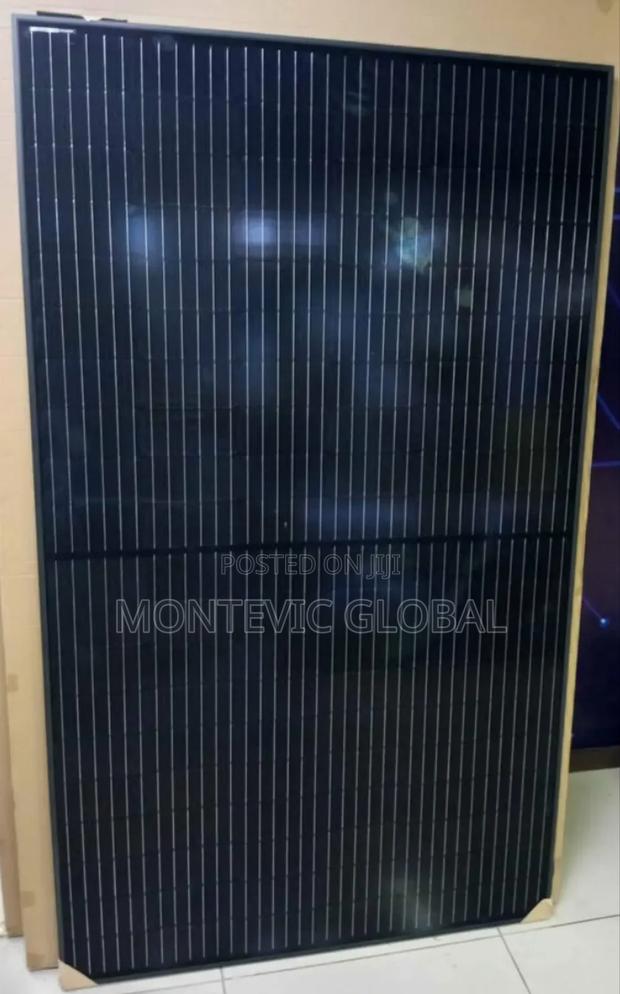 350watts Jinko Solar Panel - main view