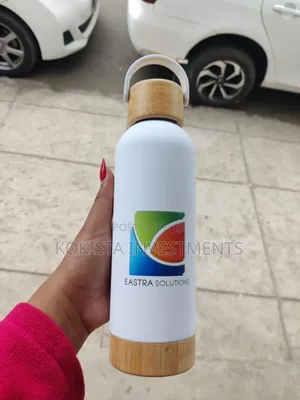Skin Feel Thermo Bottle With Wooden Bottom And Top