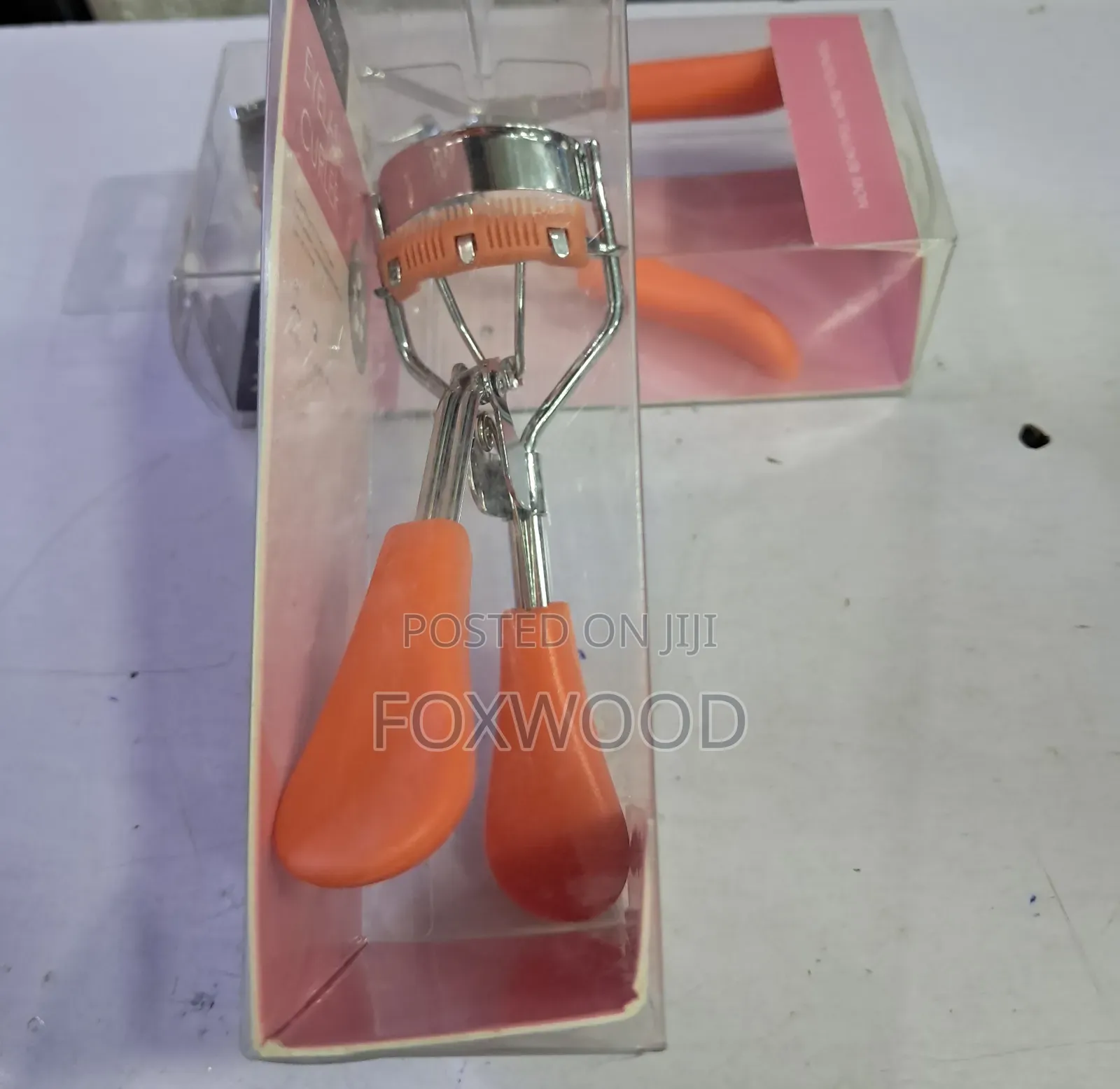 Eyelash Curler