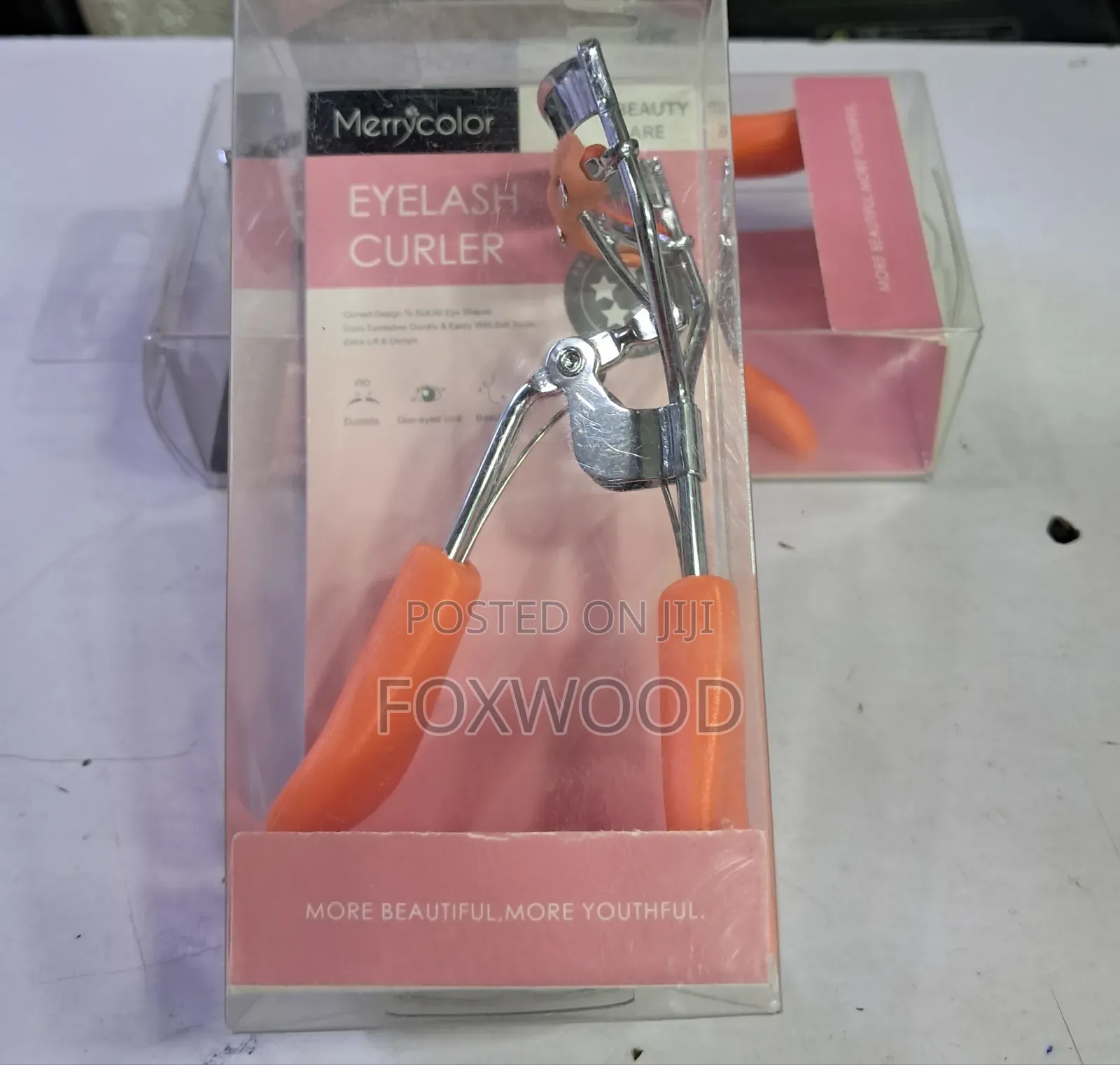 Eyelash Curler