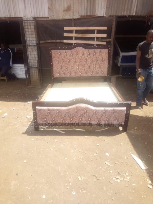 Elegant Diamond-Tufted 5 by 6 Bed
