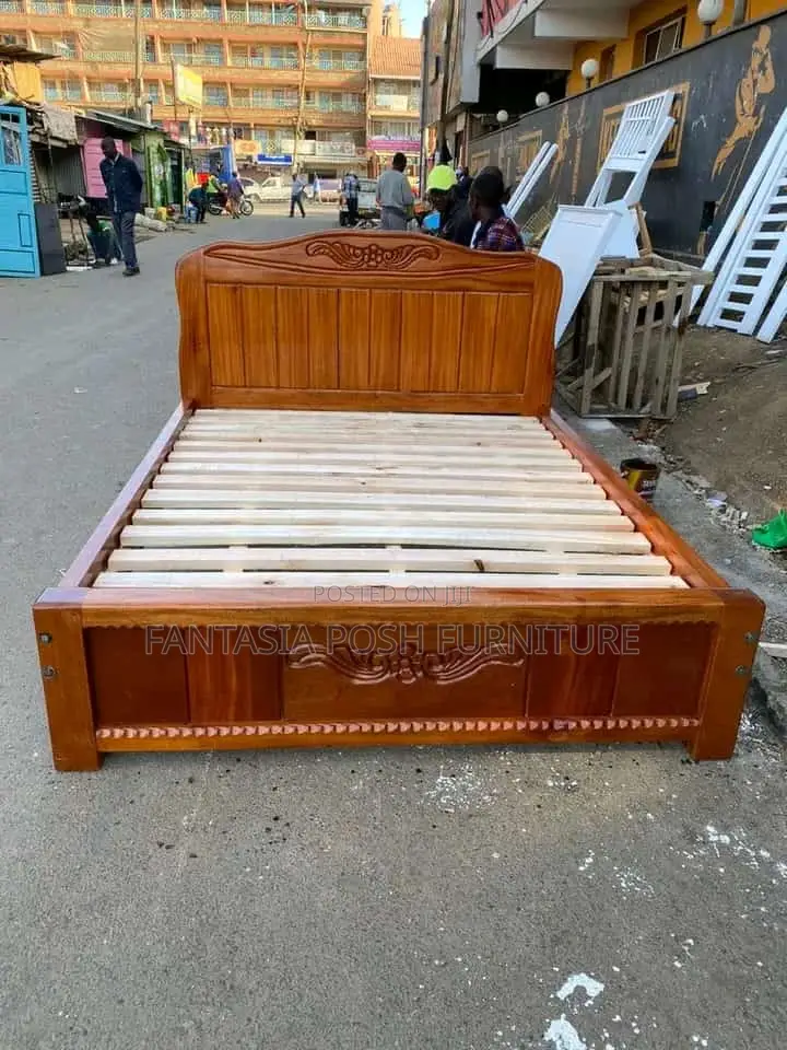 Classic Carved Hardwood 5 by 6 Bed