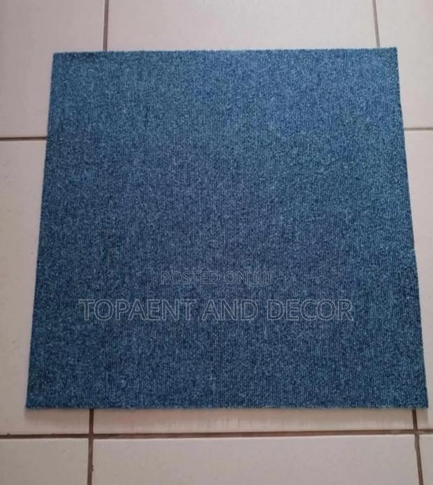 Small Rug Wall to Wall Carpet - main view