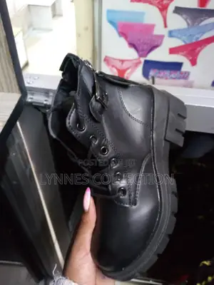 Ladies Leather Boots