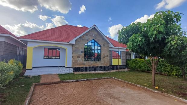 3bdrm House in Ridgeview Gardens, Kenyatta Road / Theta  for rent