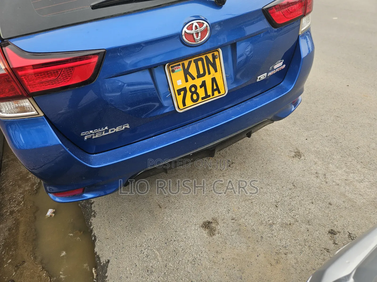 Toyota Corolla Fielder 2017 Blue