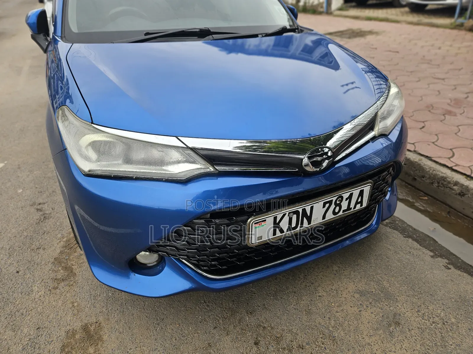 Toyota Corolla Fielder 2017 Blue
