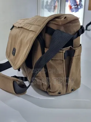 Tamrac Heavy-Duty Camera Bag