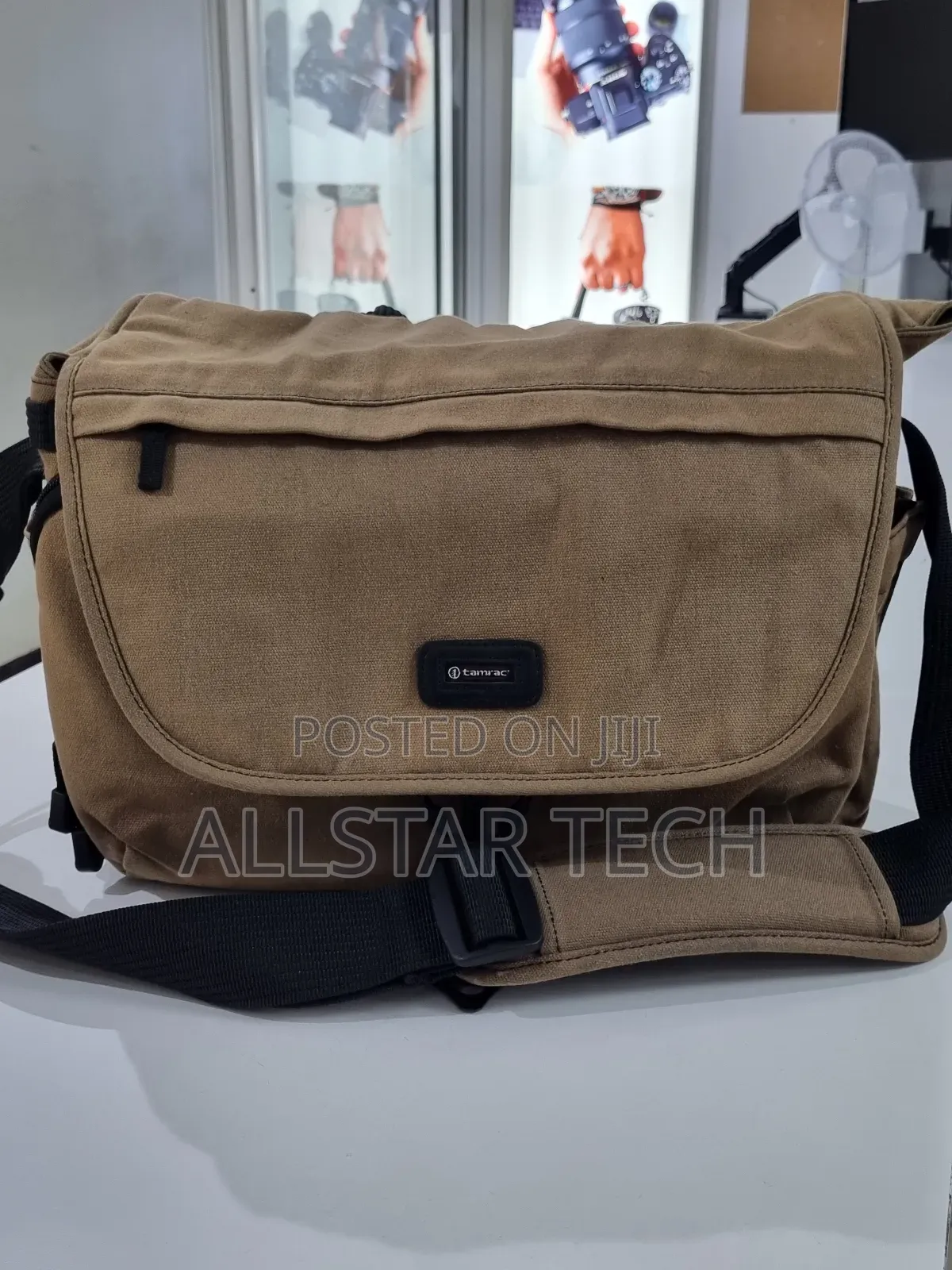 Tamrac Heavy-Duty Camera Bag